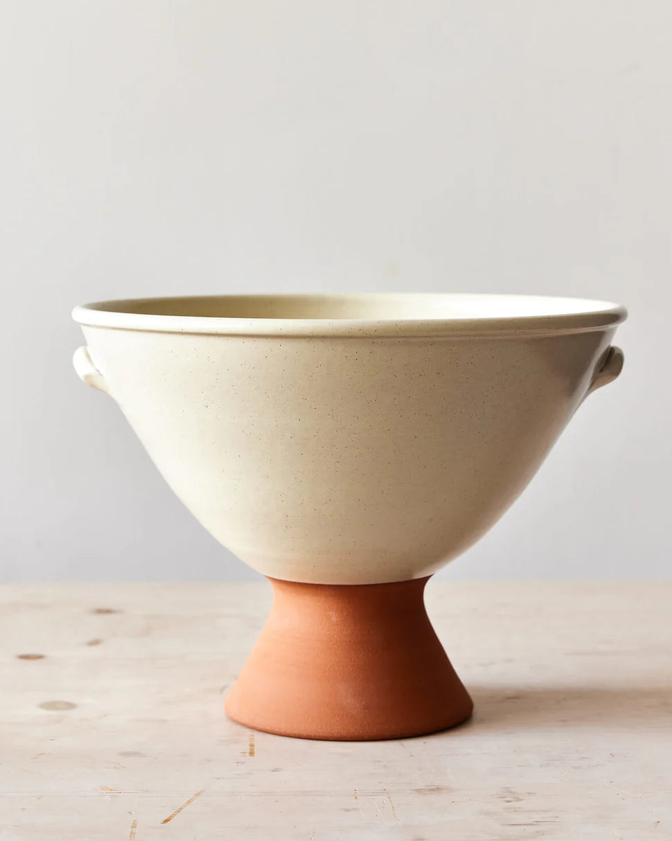 New York Stoneware Presentation Bowl 