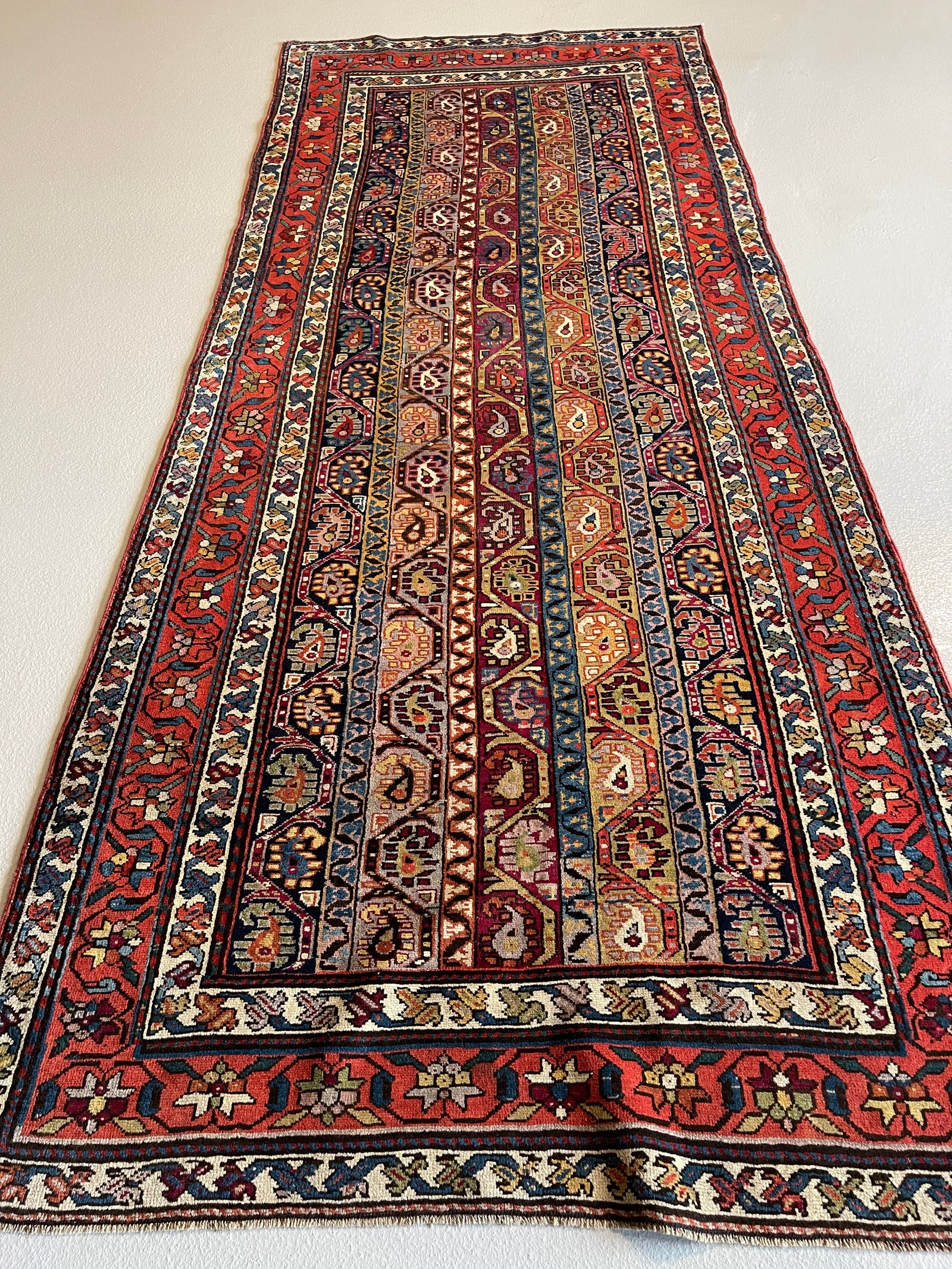 4.2' x 9.10' #2510 Shirvan Rug 