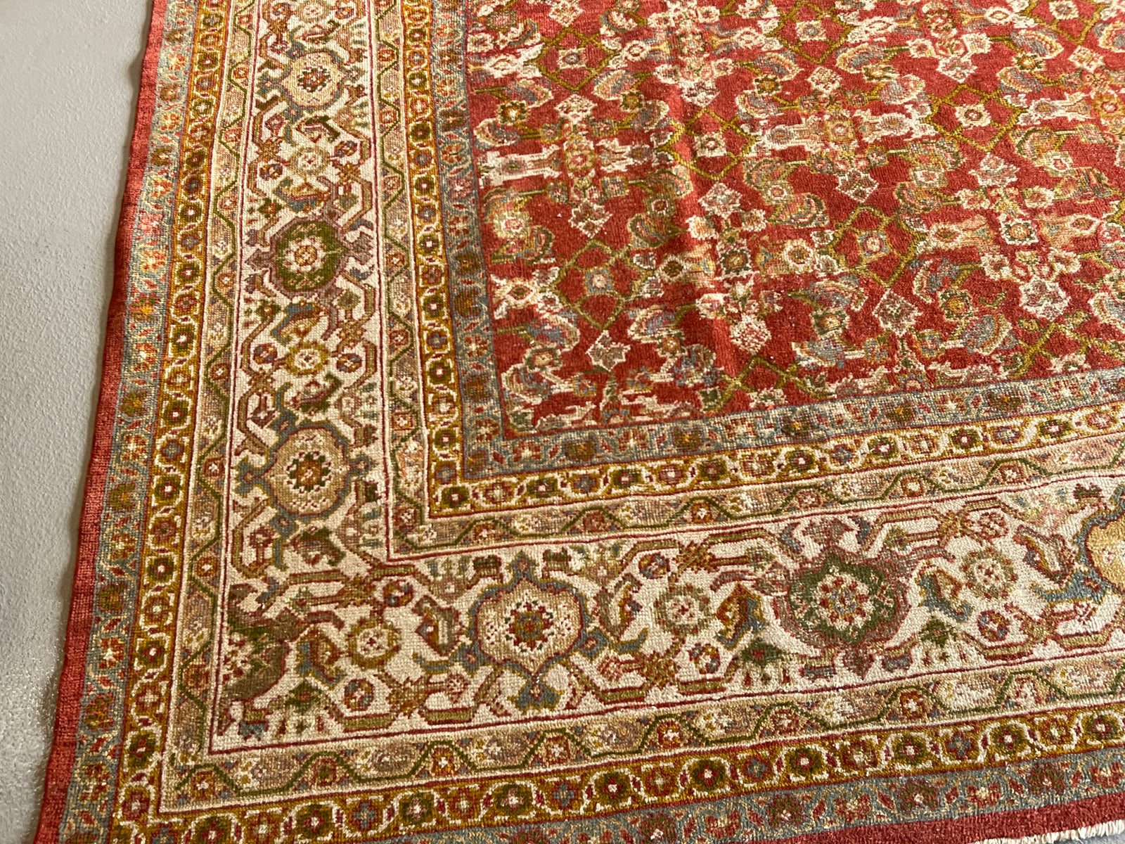9.4' x 18.4' #2736 Sultanabad Rug 