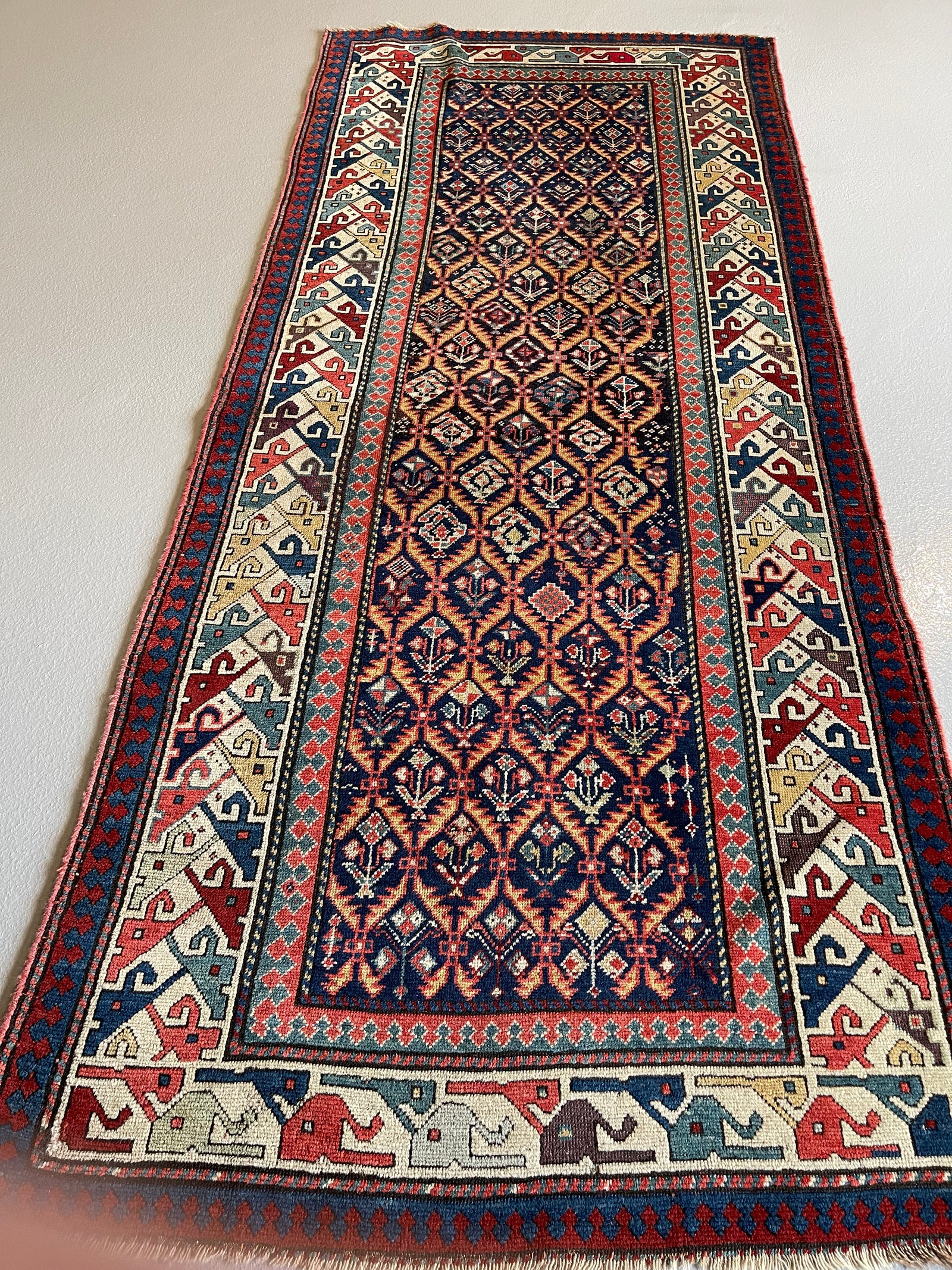 3.11' x 8.10' #2915 Caucasian Wide Runner 