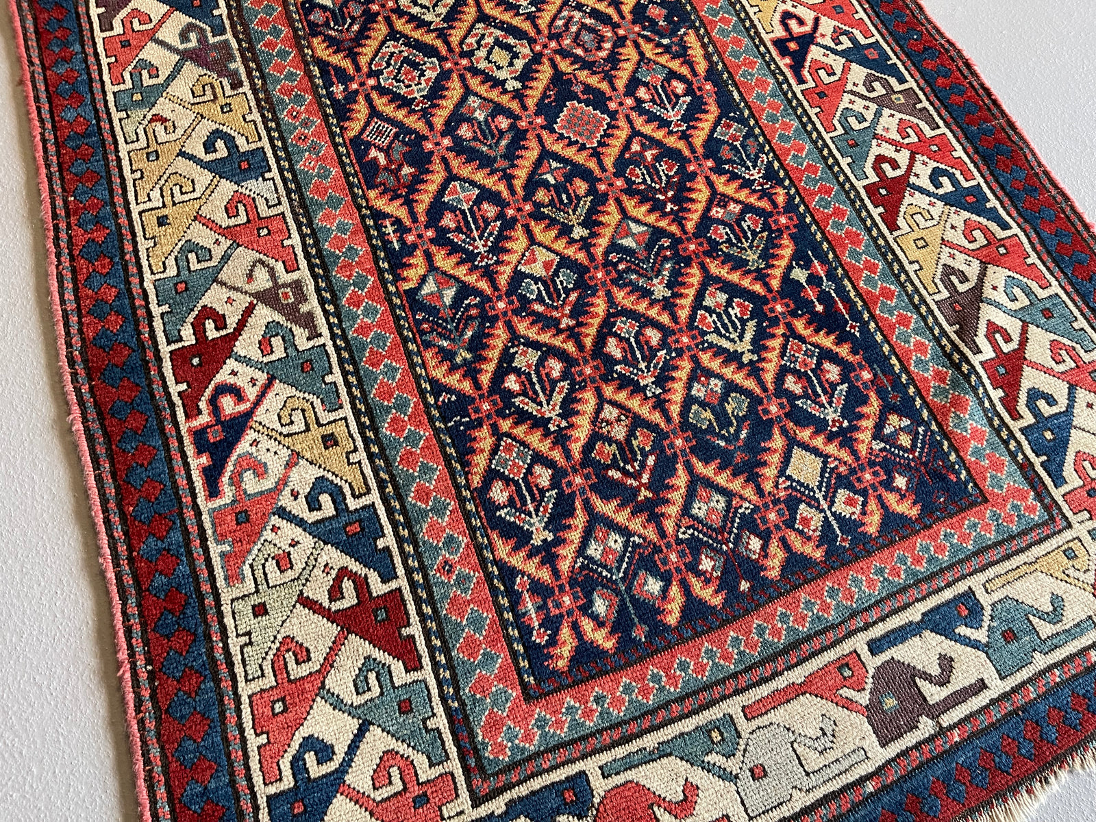 3.11' x 8.10' #2915 Caucasian Wide Runner 