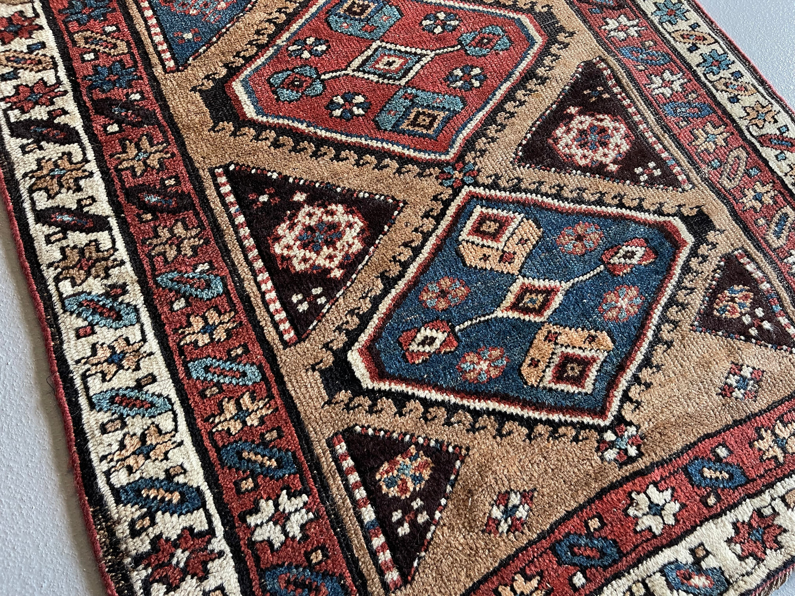 3.4' x 10.6' #3504 - Camel Serab 