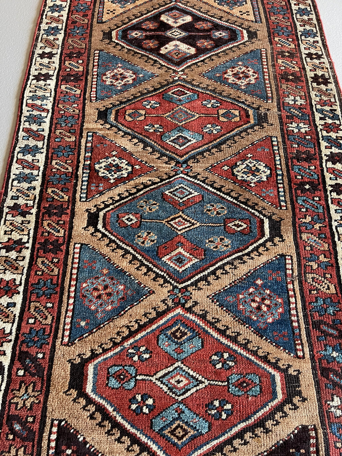 3.4&#39; x 10.6&#39; #3504 - Camel Serab