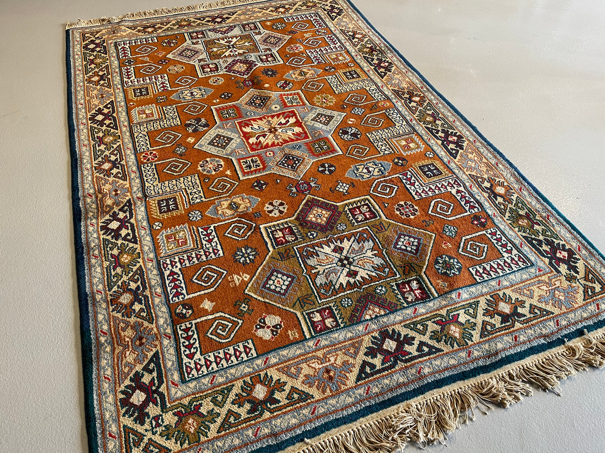 5.4&#39; x 8&#39; #3526 - Kazak