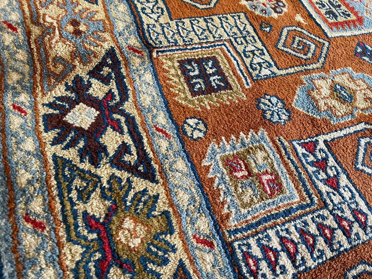 5.4&#39; x 8&#39; #3526 - Kazak