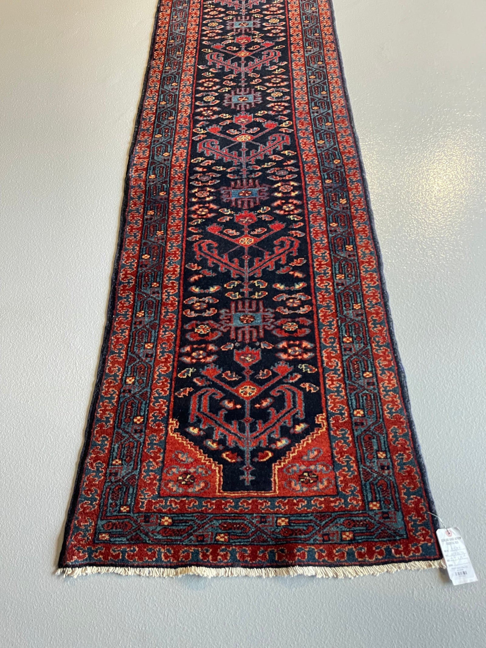 2.8' x 16.6' #3547-Heriz 