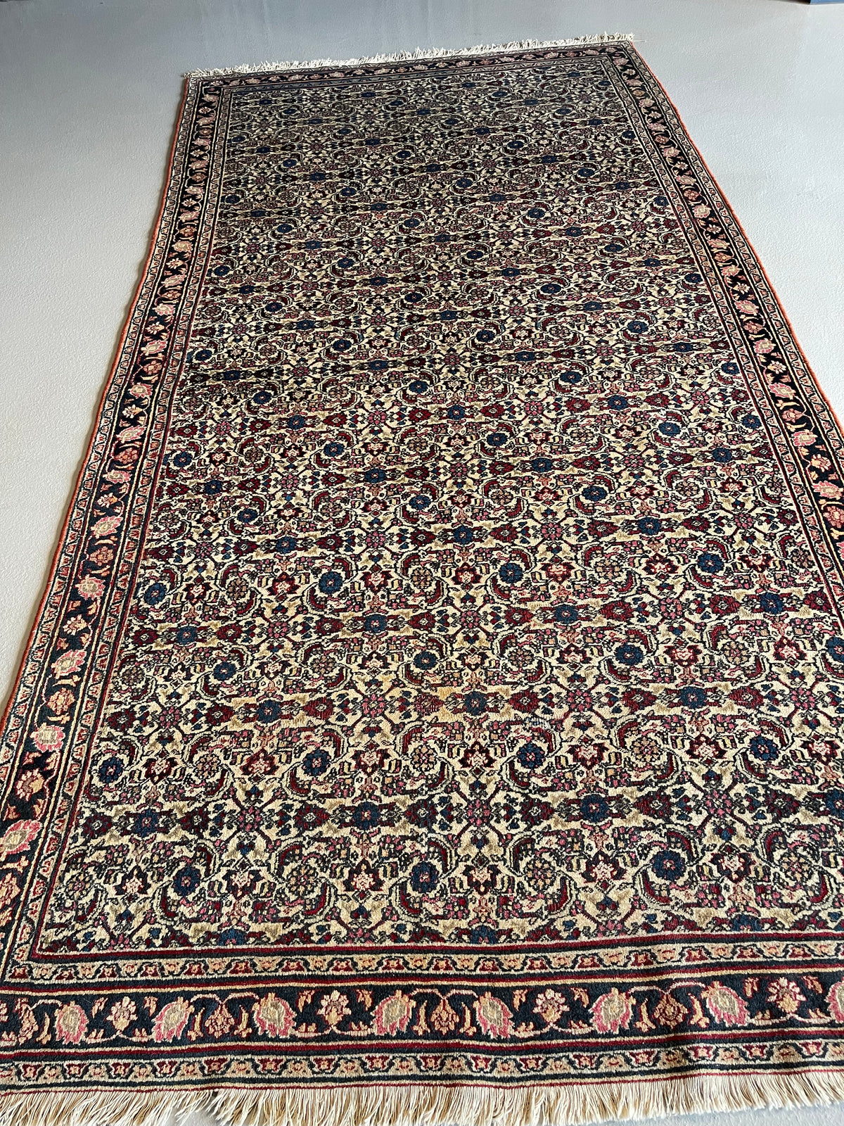 5.2&#39; x 10.2&#39; Antique Persian #70 Tabriz Cream/Navy