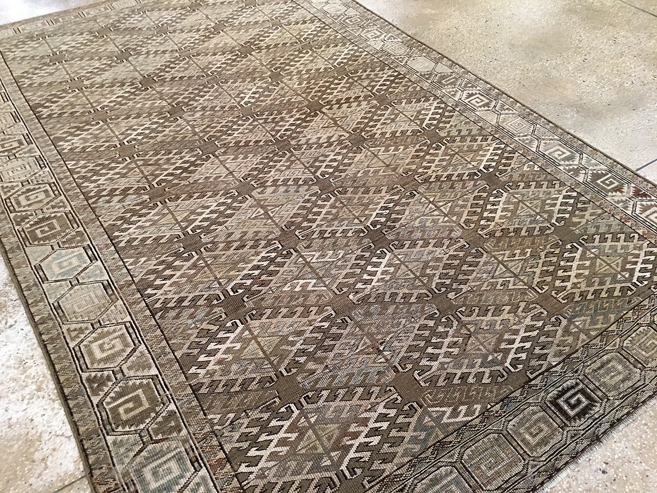 6.5' X 9.11' Antique Yomud Rug 