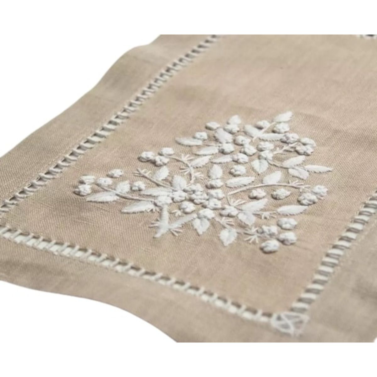 Jardin Floral Embroidered Linen Placemats, Set of 4